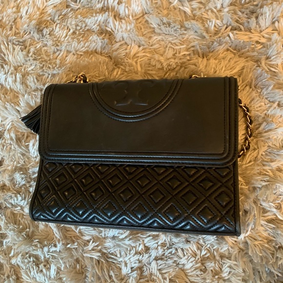 Tory Burch Fleming Convertible Shoulder Bag - Picture 3 of 16
